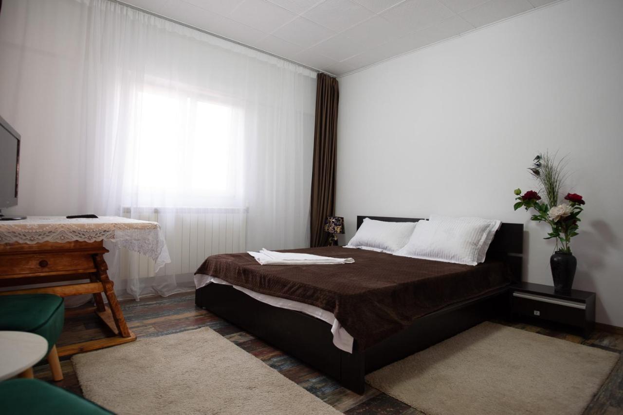 5 Bedrooms Luxury Apartment Villa Бухарест Экстерьер фото