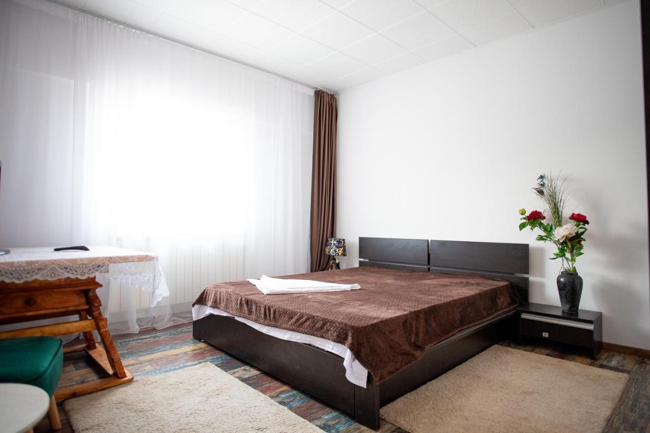 5 Bedrooms Luxury Apartment Villa Бухарест Экстерьер фото