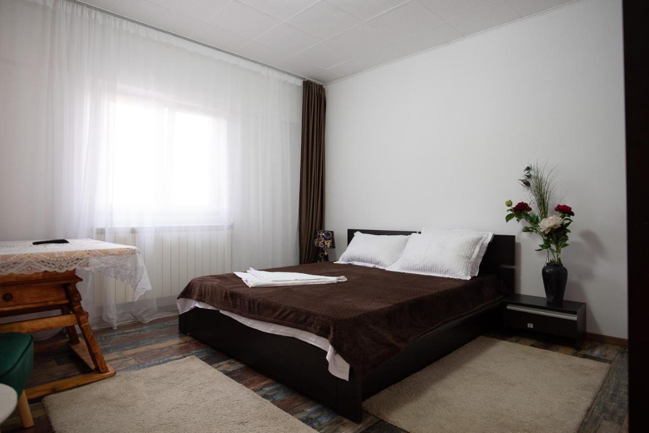 5 Bedrooms Luxury Apartment Villa Бухарест Экстерьер фото