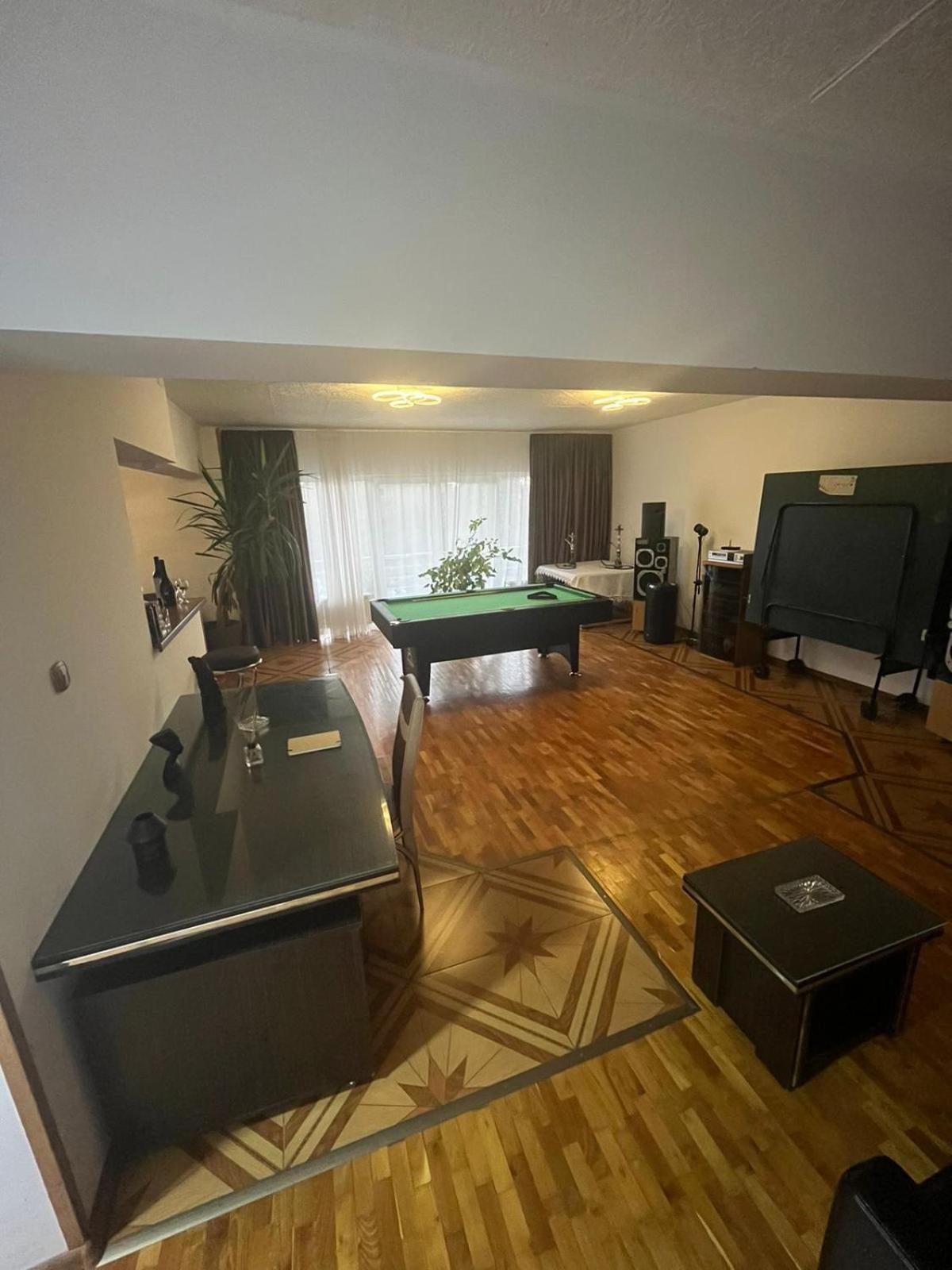 5 Bedrooms Luxury Apartment Villa Бухарест Экстерьер фото